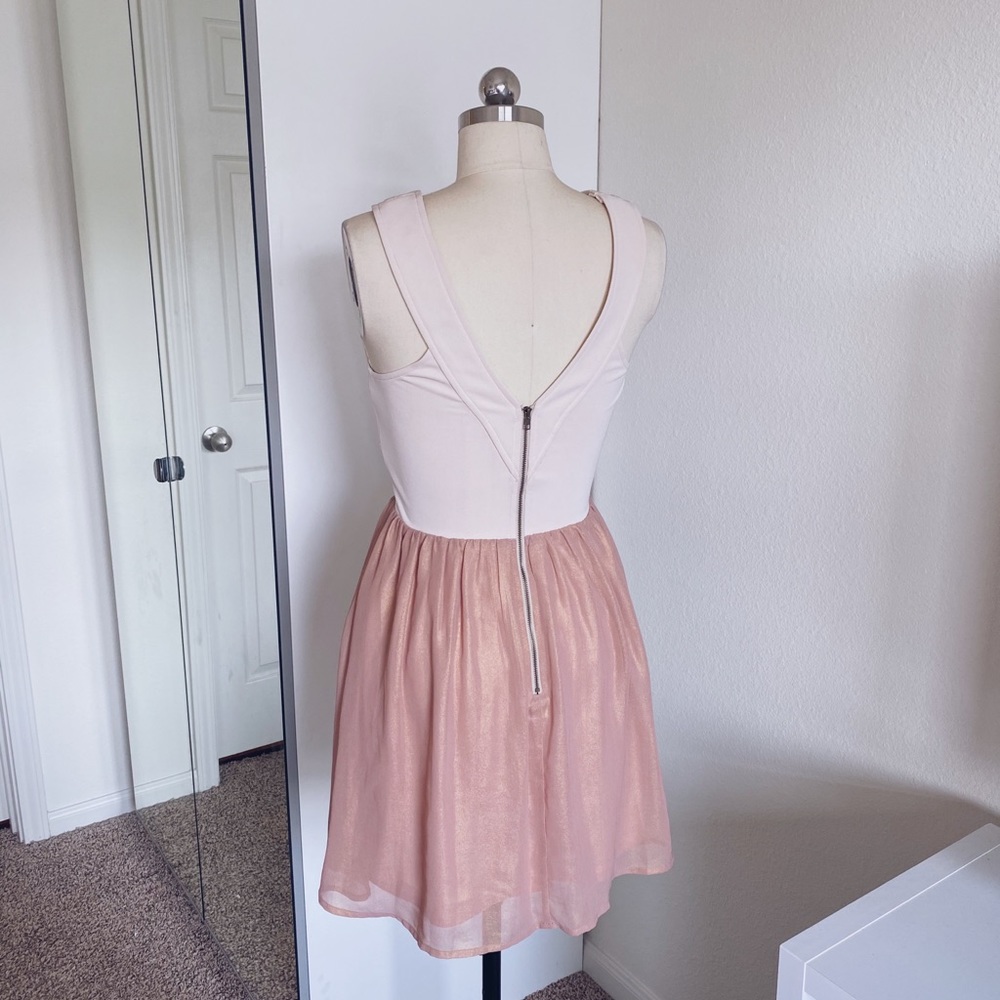 Pink‎ dress - Picture 3 of 6